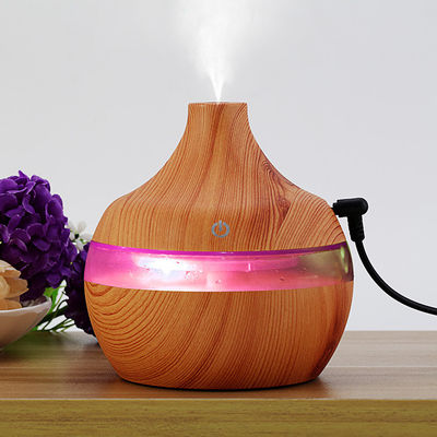Umidificatore per ambienti a nebbia fredda da 300 ml con luce a LED a cambio colore