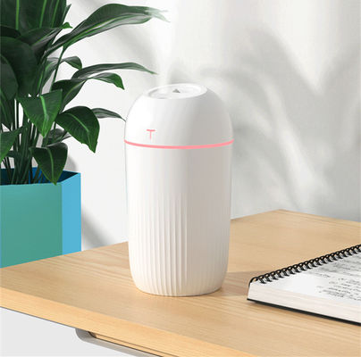 USB Mini Diffusore di aroma per auto Umidificatore di aria Purificatore USB Alimentato e perfetto per i viaggi