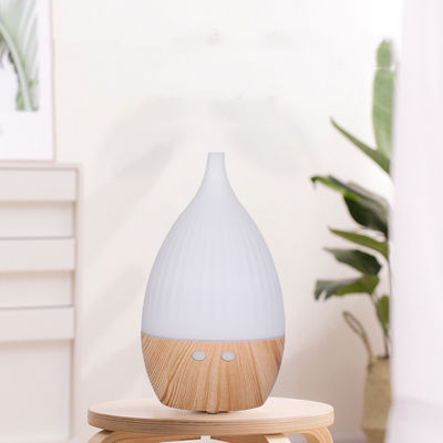 Umidificatore ad ultrasuoni 2022 Desktop 5V Portatile USB Diffusore di olio essenziale a grano di legno 160ml con luce a LED
