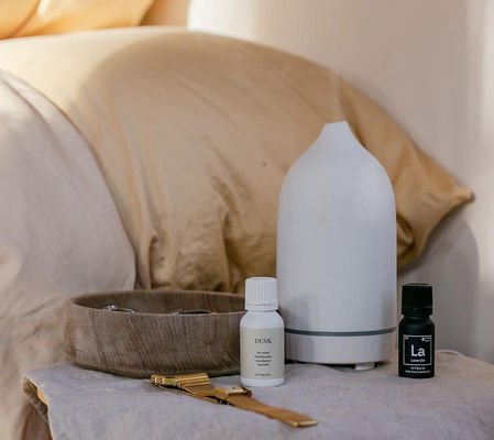 Diffusore di profumo di olio essenziale in ceramica da tavolo / portatile per profumi domestici nel 2023