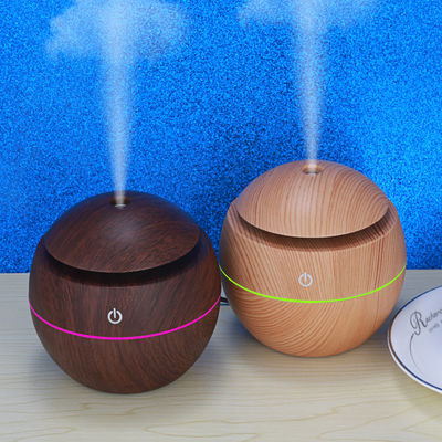 Altre funzioni Mini USB portatile ad ultrasuoni 130ML Umidificatore di cereali di legno con luce a led