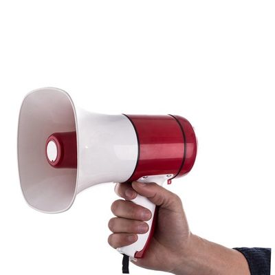 Produttori vendono megafono da 30w con funzione di registrazione e batteria